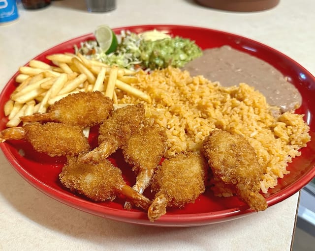 Camarones Empanizados.