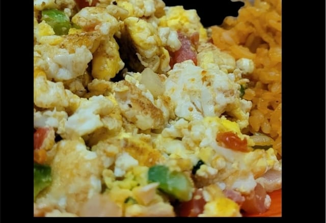 Huevos a la Mexicana.
