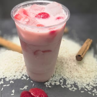 Strawberry Horchata 32oz.