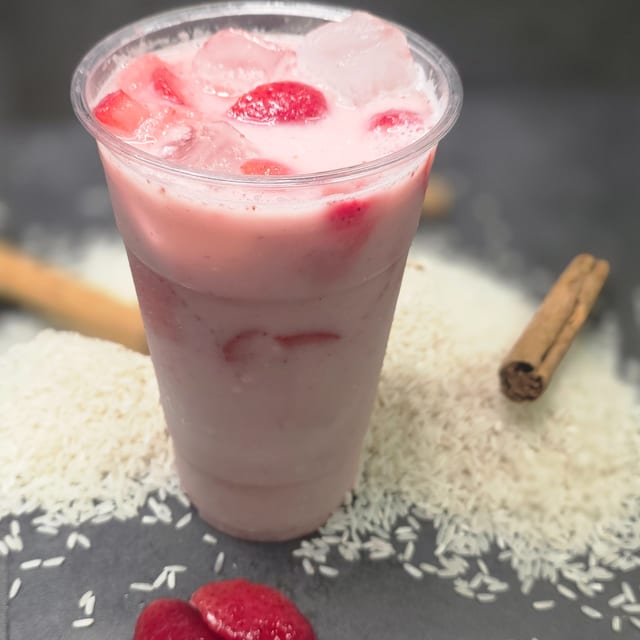 Strawberry Horchata 32oz..