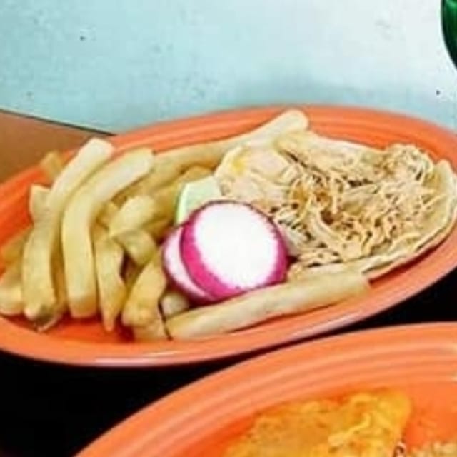 Kid taco combo.